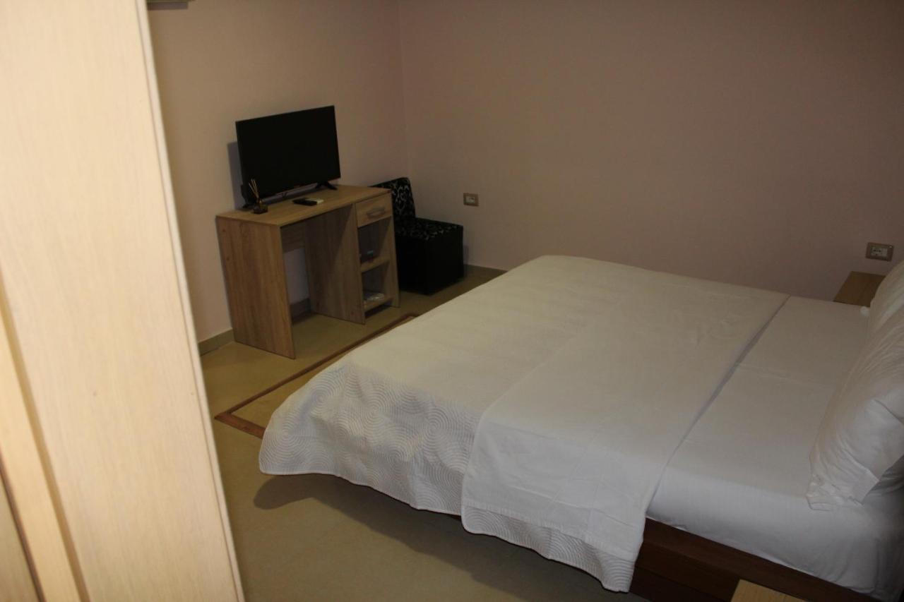 Hotel Piemonte Tiran Dış mekan fotoğraf